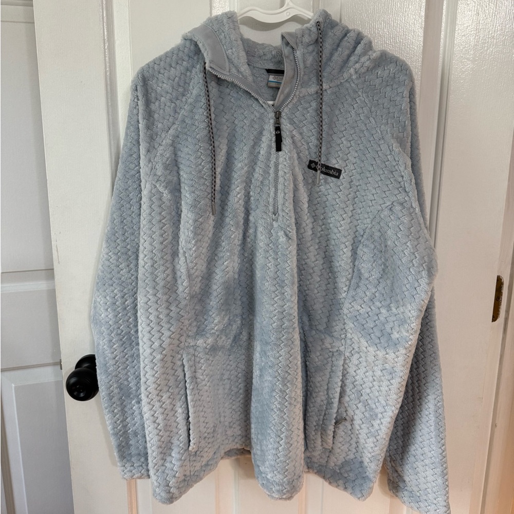 Columbia Soft Gray Fleece Jacket